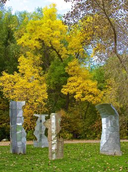 Bill-Vielehr,-Charles-Haertling-Sculpture-Park-(photo-by-Gayl-Gray)
